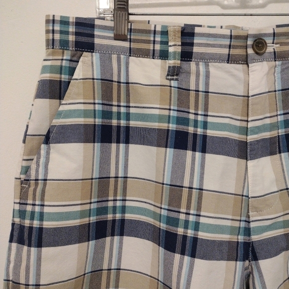 Croft & Barrow - Men's Plaid Chino Shorts - Picture 3 of 12
